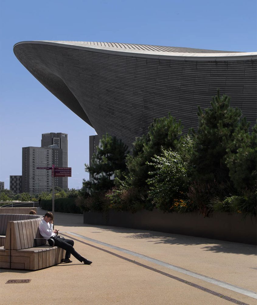 London, London Aquatics Centre by Zaha Hadid in Queen Elizabeth Olympic Park, Stratford