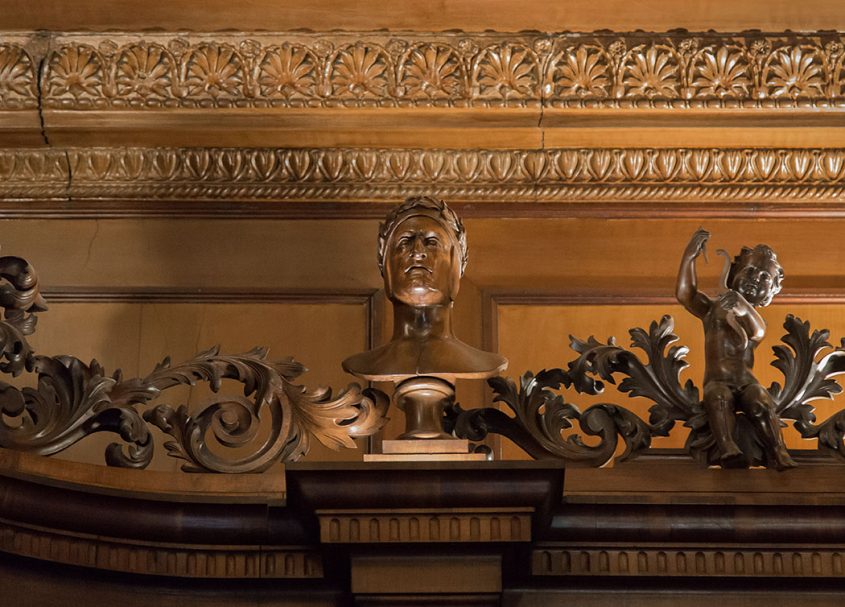 Trieste, Museo Revoltella – Galleria d’Arte Moderna, Library